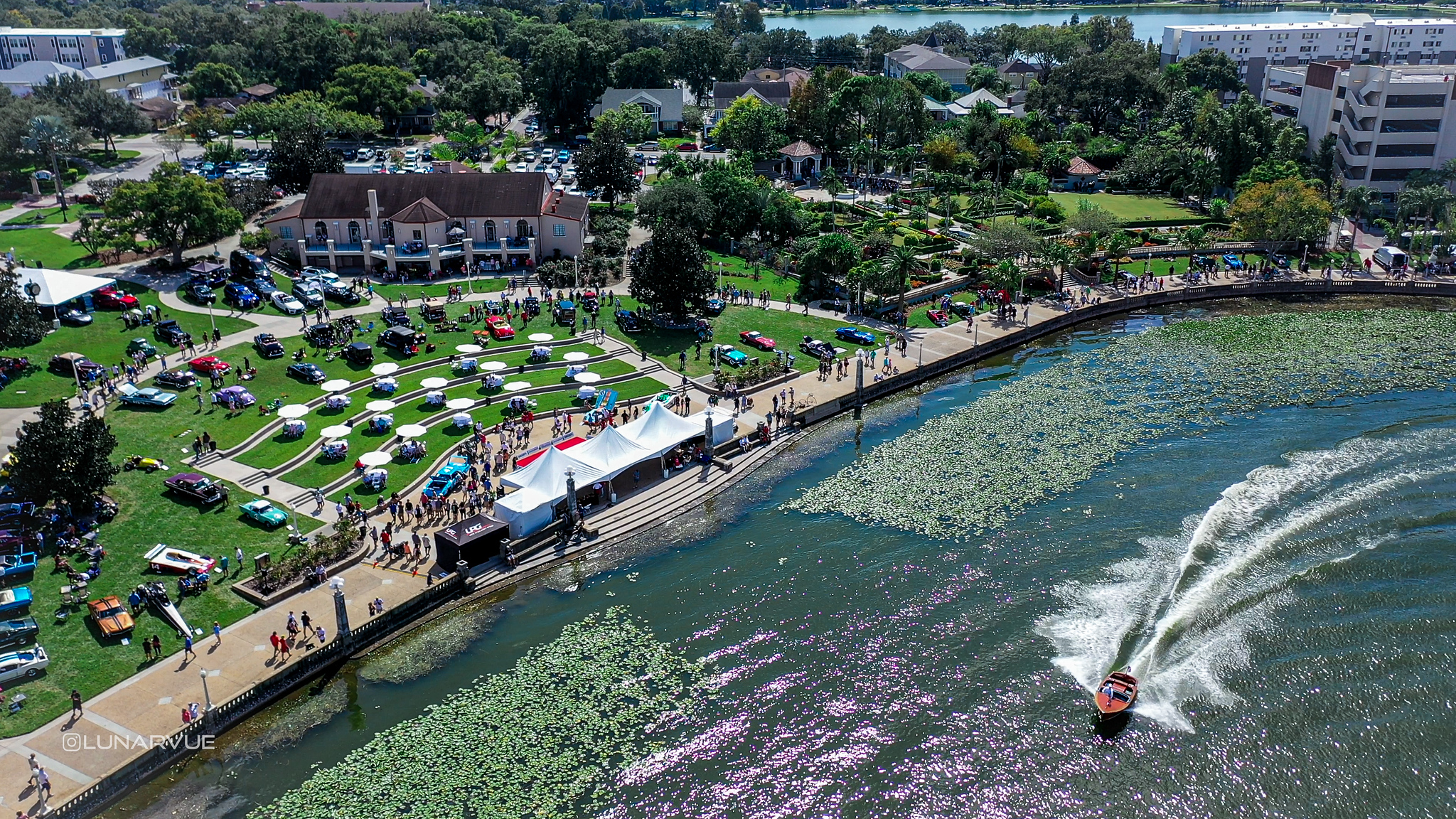 Concours d'Elegance on the Lake Mirror Promenade